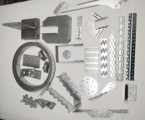 H2.5A Thắt dây đeo phải 18 Gauge Galvanized Heavy Duty Hurricane Straps và Rafters Thắt dây đeo gỗ